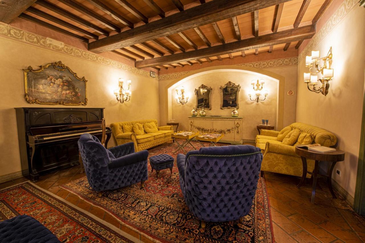 Hotel Boccaccio Calcinaia Екстер'єр фото