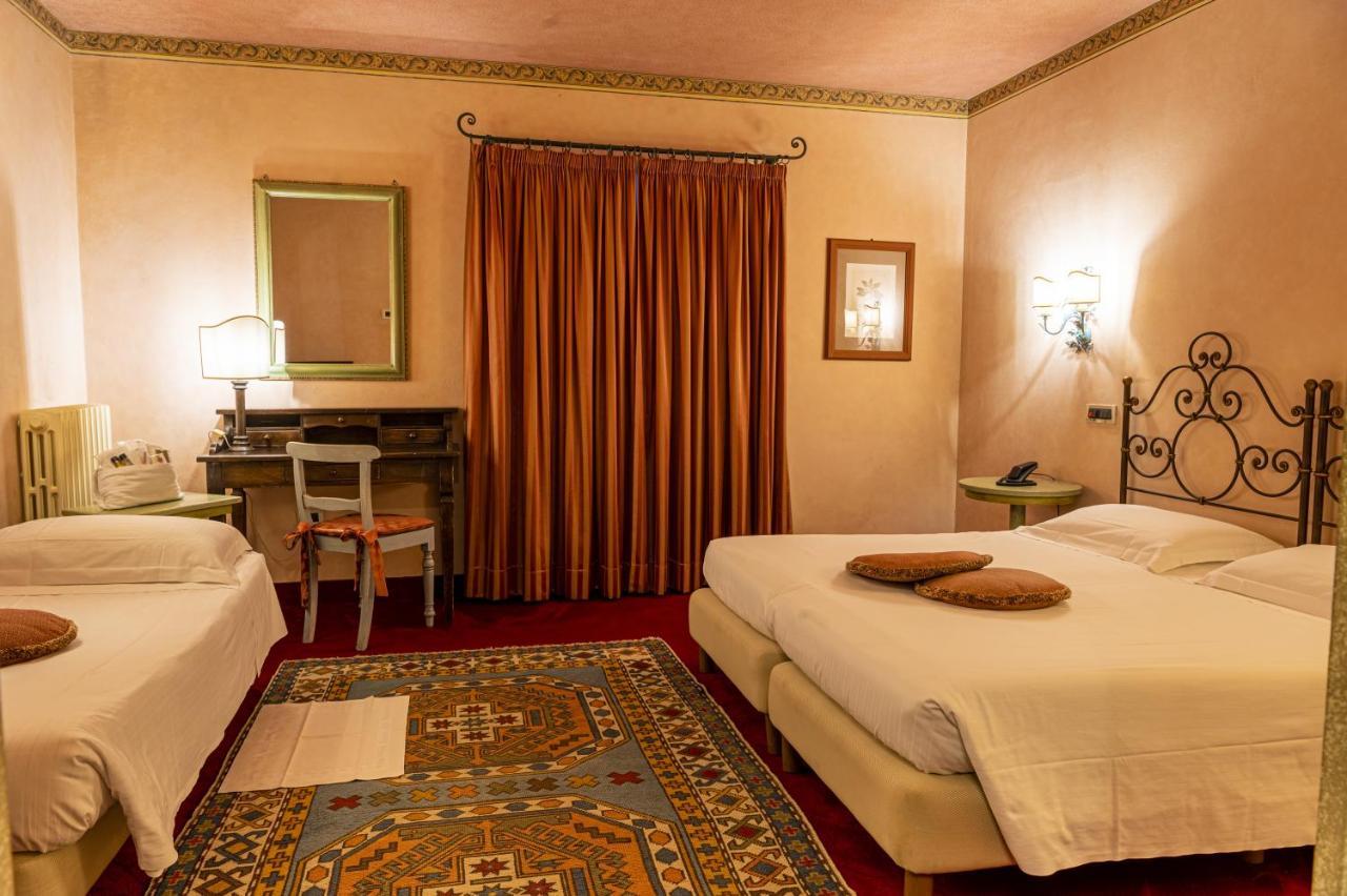 Hotel Boccaccio Calcinaia Екстер'єр фото