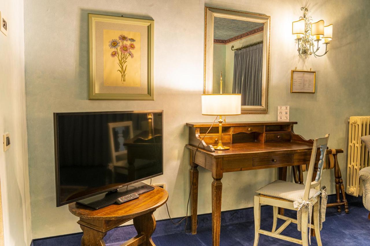 Hotel Boccaccio Calcinaia Екстер'єр фото
