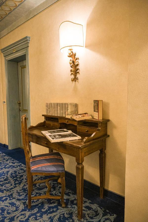 Hotel Boccaccio Calcinaia Екстер'єр фото