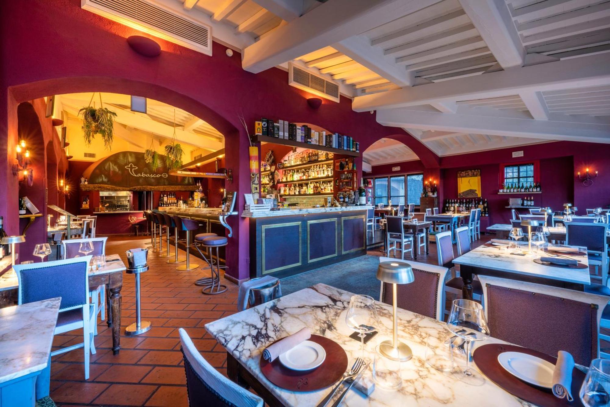 Hotel Boccaccio Calcinaia Екстер'єр фото
