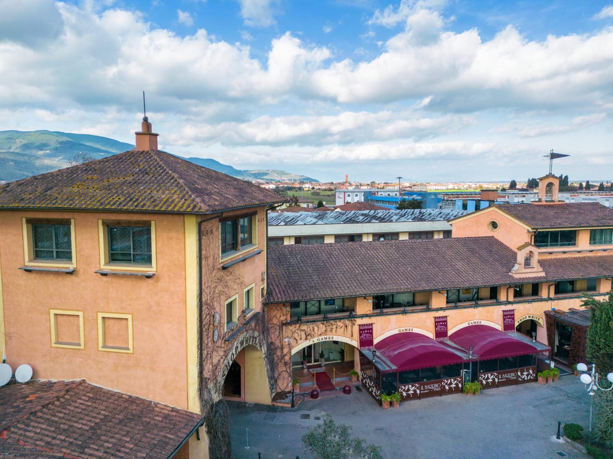 Hotel Boccaccio Calcinaia Екстер'єр фото