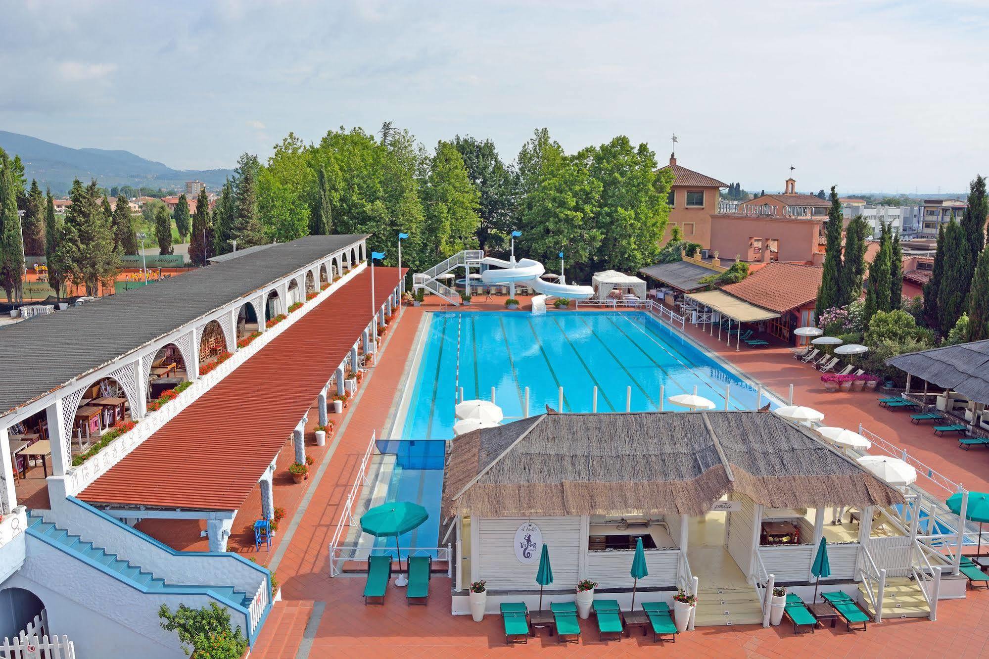 Hotel Boccaccio Calcinaia Екстер'єр фото
