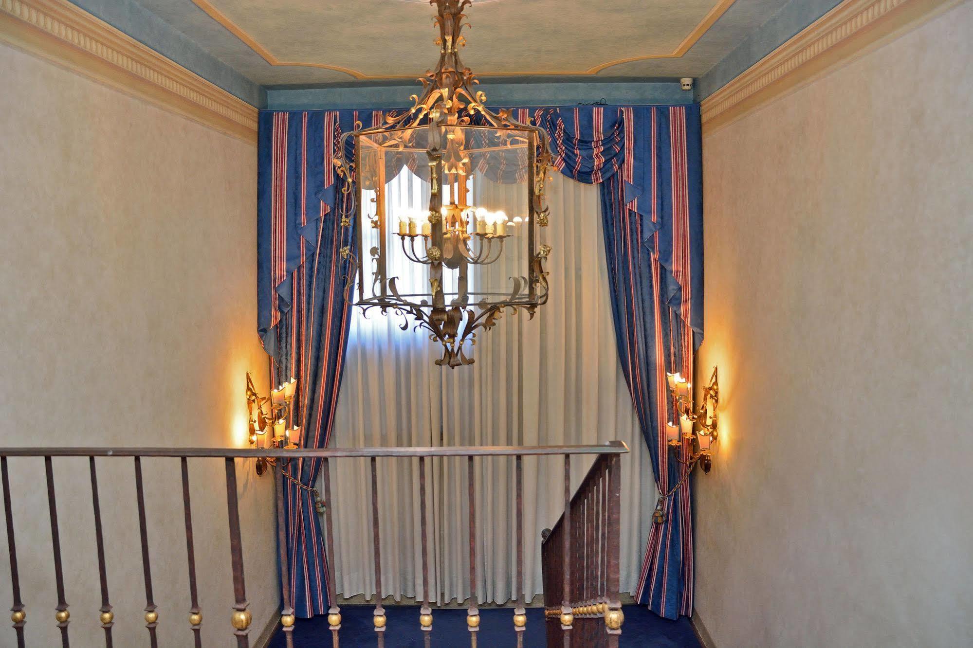 Hotel Boccaccio Calcinaia Екстер'єр фото